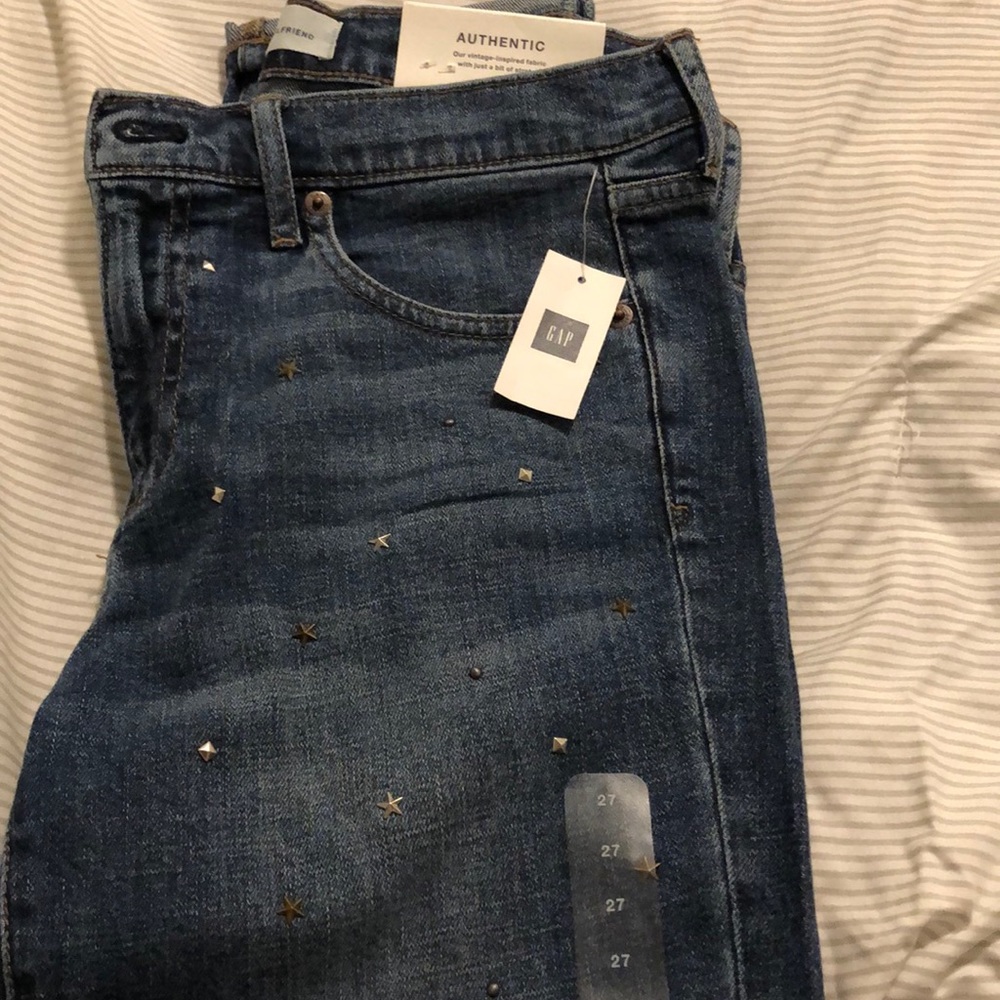 Star studded Gap Jeans. NWT